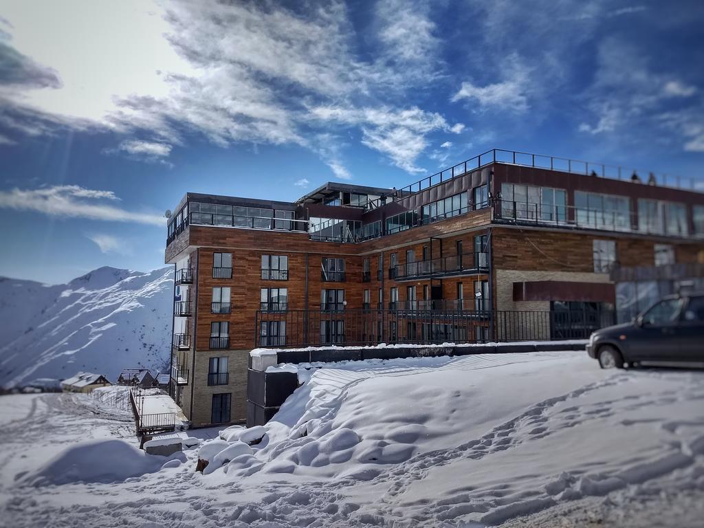 Kato'S Aparthotel Gudauri Mgzavrebi Buitenkant foto