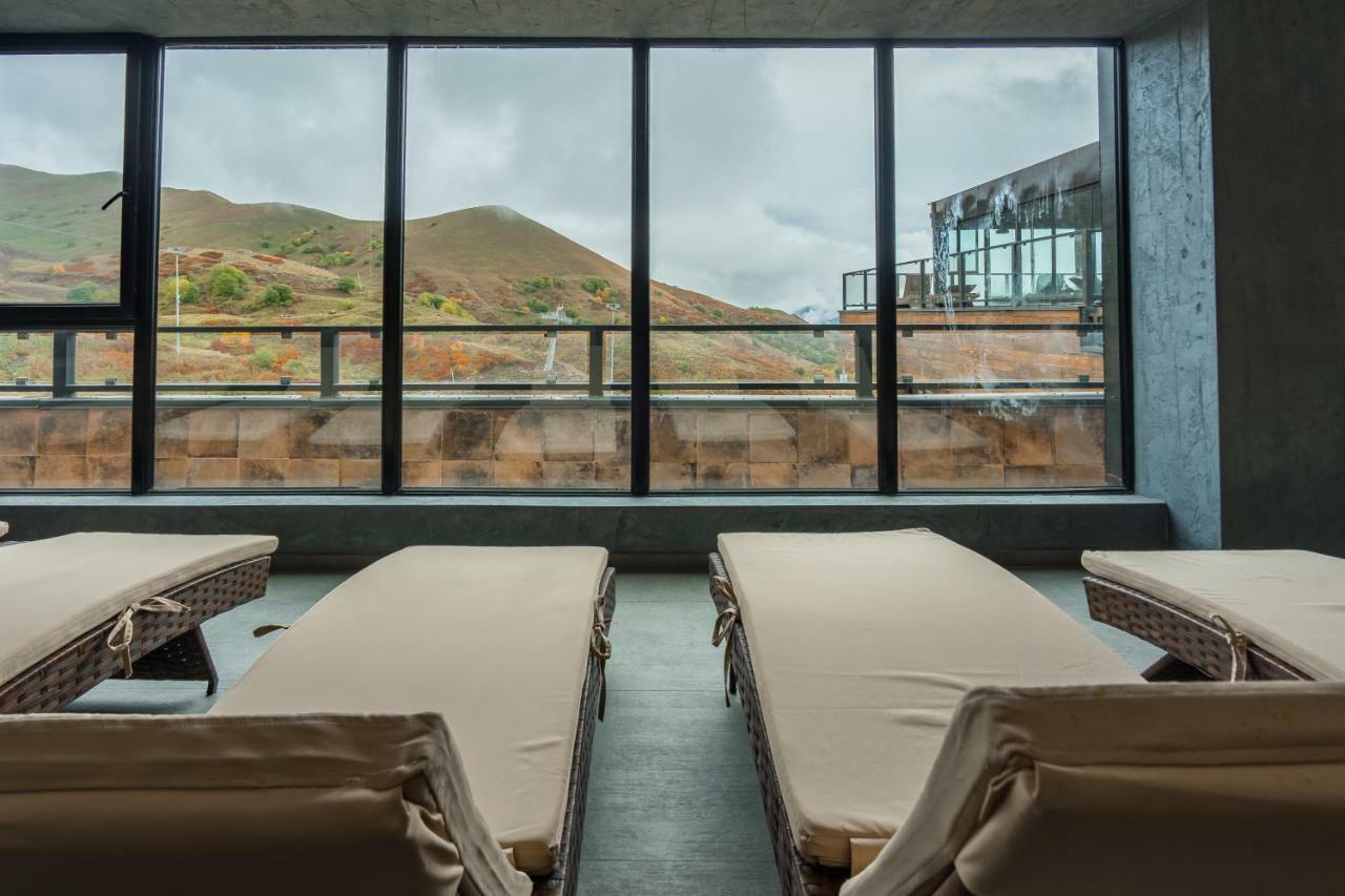 Kato'S Aparthotel Gudauri Mgzavrebi Buitenkant foto